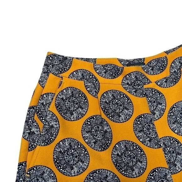 Ann Taylor Mustard Yellow Medallion Print Dressy Casual  Drape Short Size 2 - Picture 4 of 16